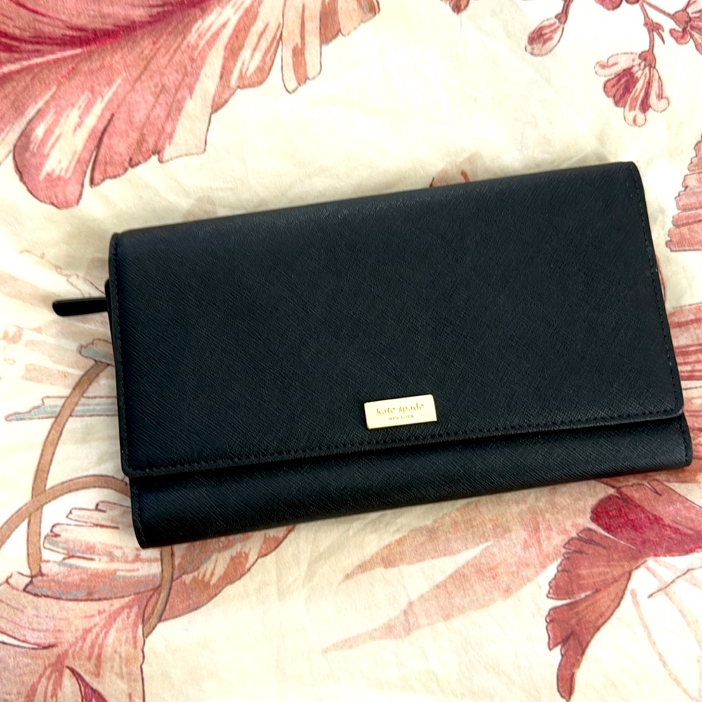 NWT Kate Spade Newbury Lane wallet/clutch black